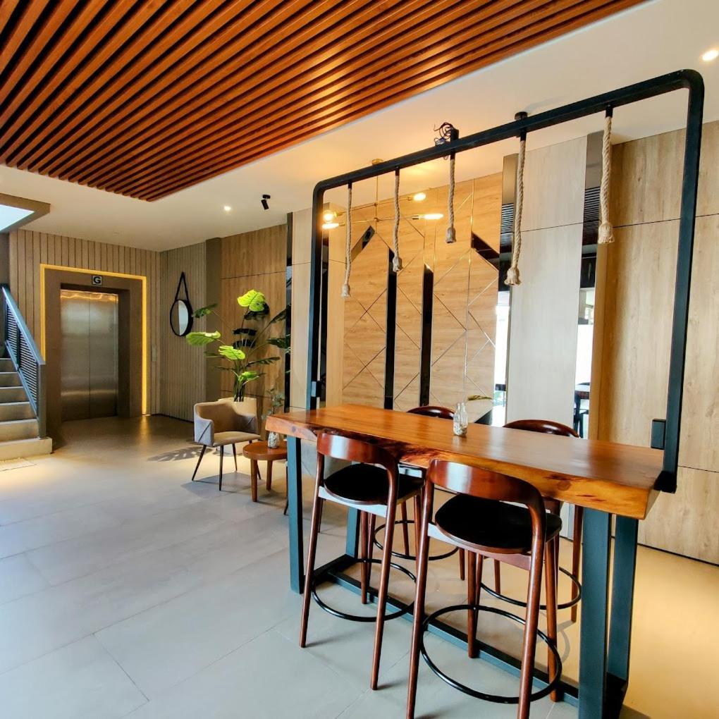 The Mango Suites By Flat06 Giacarta Esterno foto